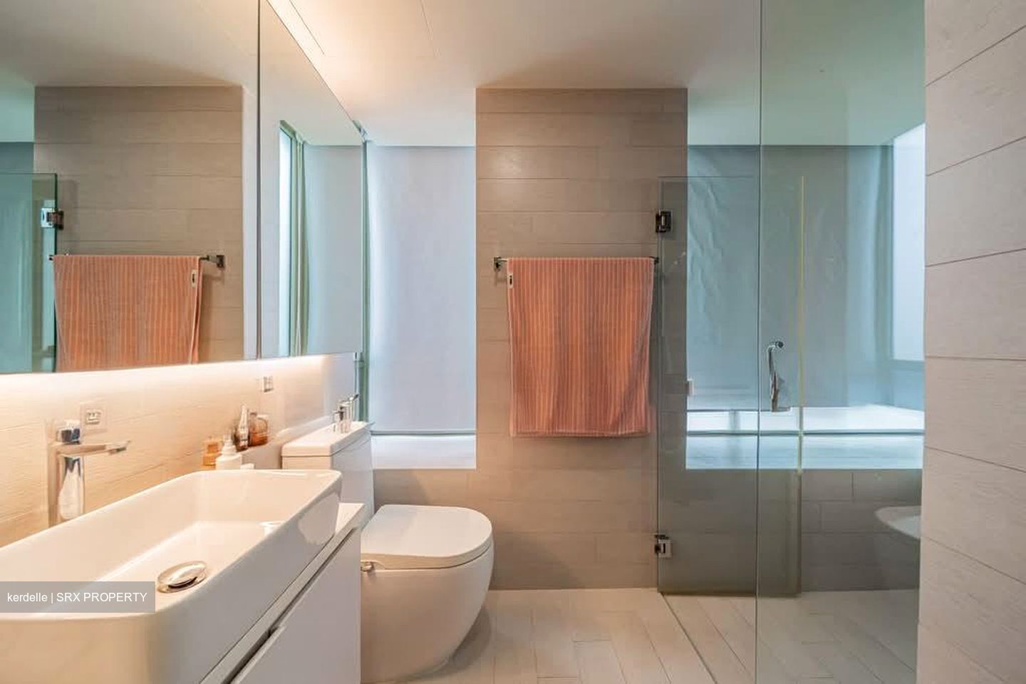 Casa Merah (D16), Apartment #585975991